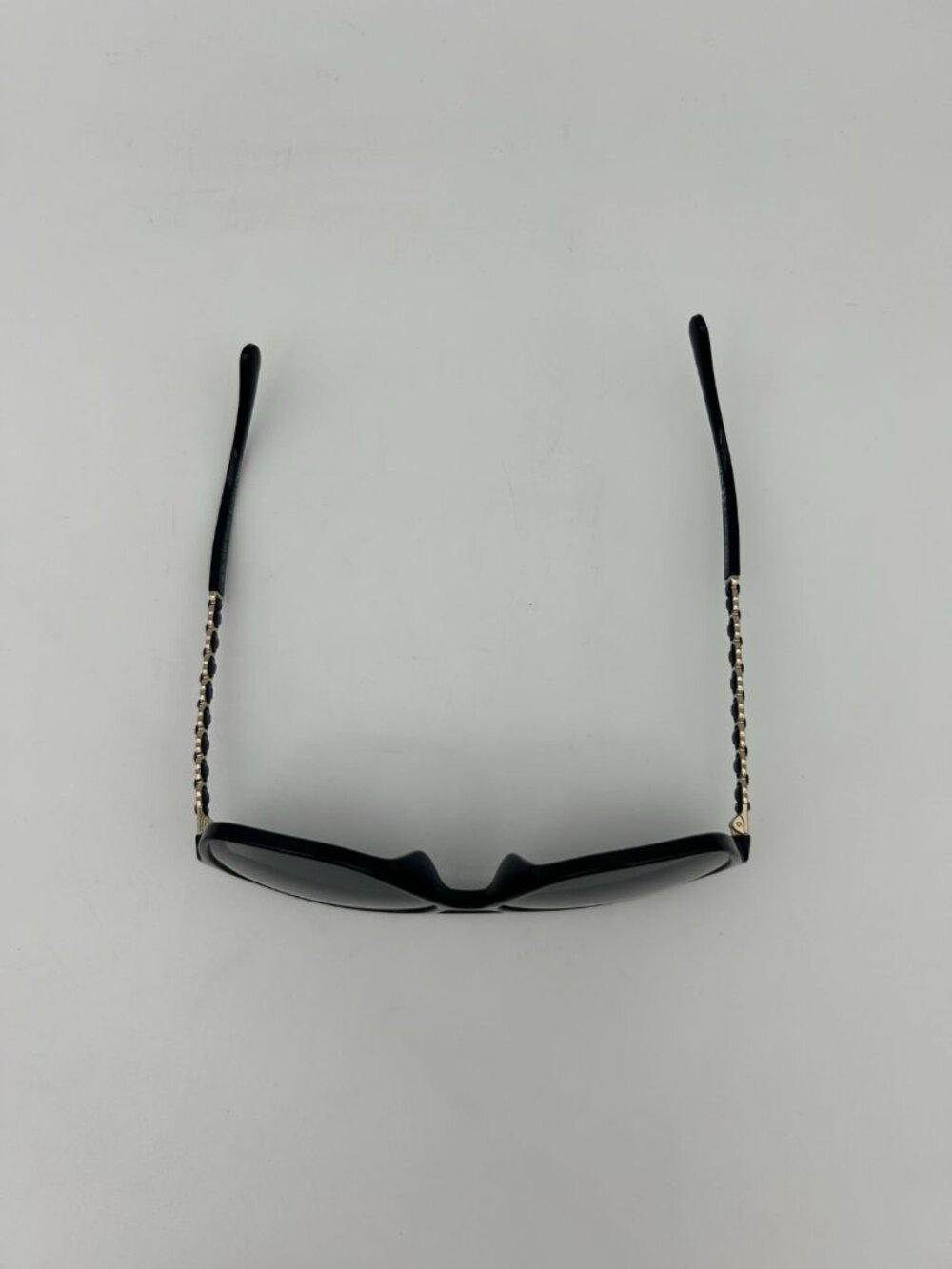 Chanel CC Logo Polarized Sunglasses Black Gray Gradient Eyewear - Picture 4 of 12